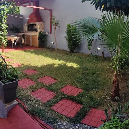 קלמאטה Vasilikis Apartment מראה חיצוני תמונה