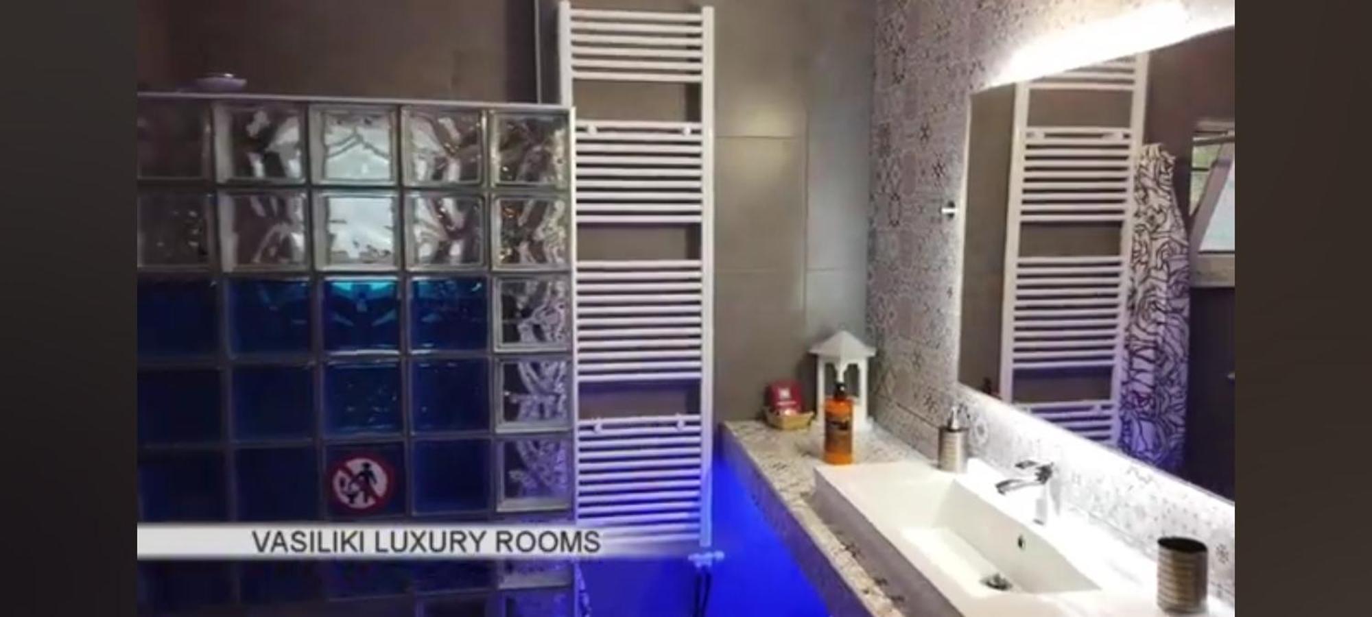 קלמאטה Vasilikis Apartment מראה חיצוני תמונה